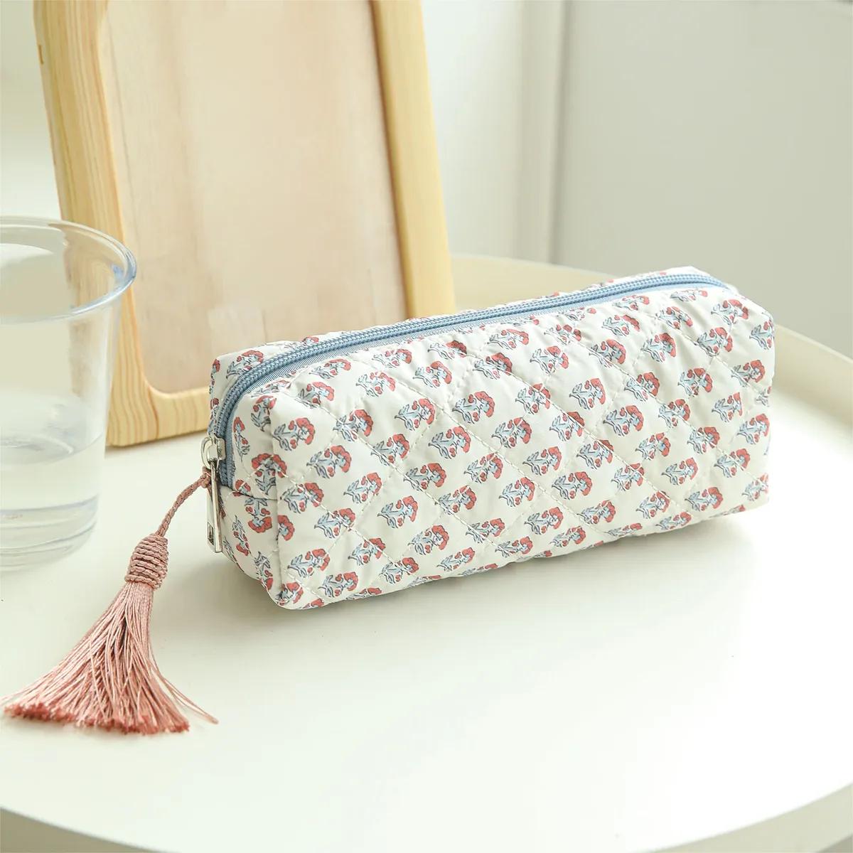 trousse de voyage matelassée florale pour femme avec fermeture éclair, grande capacité, pochette à crayons pour les voyages, le travail et le quotidien