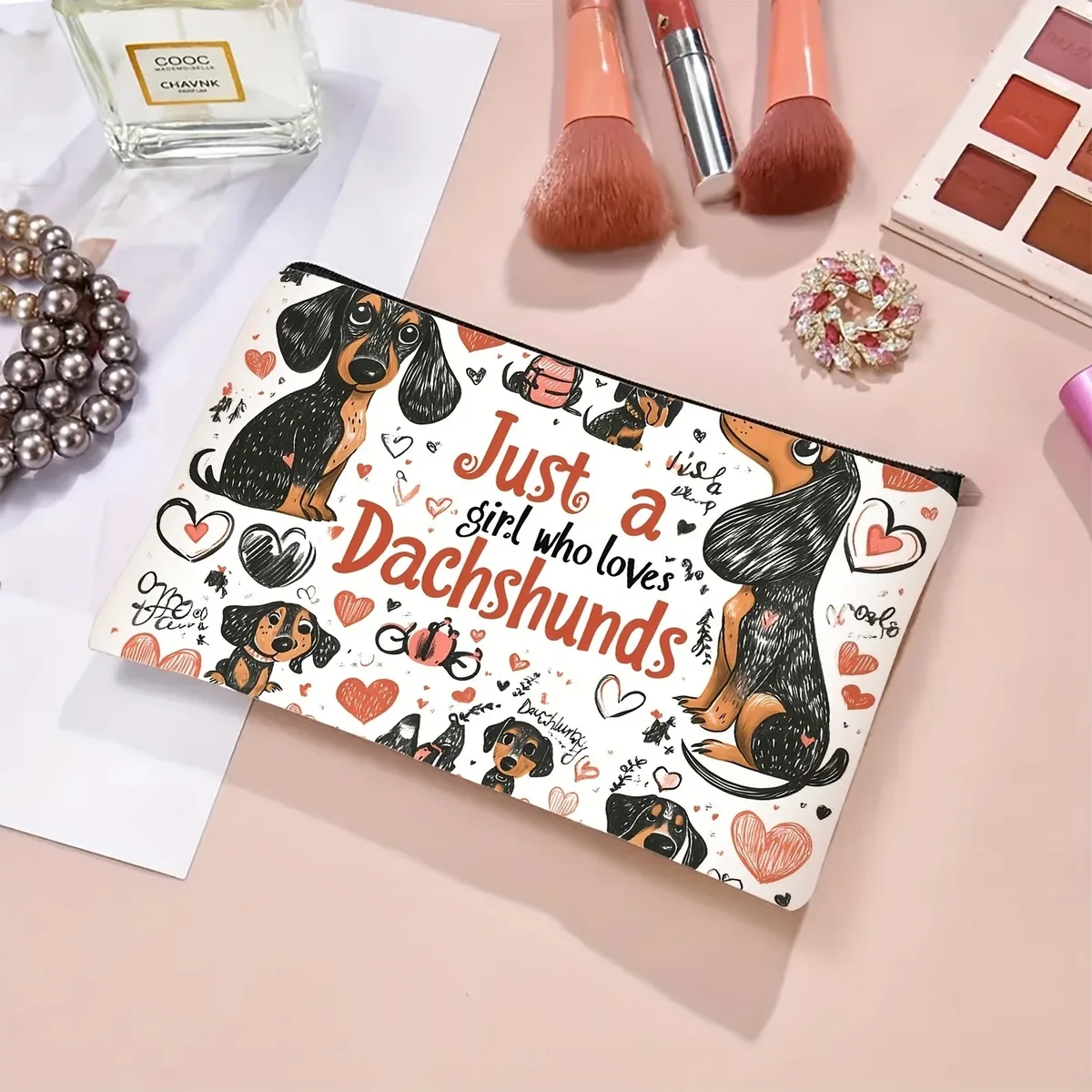 trousse de maquillage teckel, design de chien réaliste et vibrant, organisateur de toilette, sac de rangement portable durable et adapté aux voyages, sac à cosmétiques