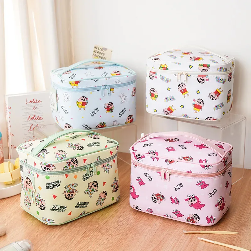 Sac à cosmétiques authentique Crayon Shin-chan pour femmes, sac de maquillage multifonctionnel, grande capacité, étui de rangement de voyage portable