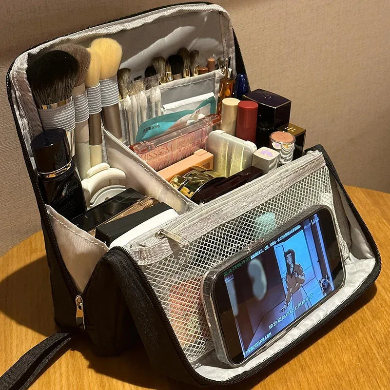 trousse de maquillage portable multifonctionnelle de grande capacité avec compartiments, miroir et fonction de maintien vertical pour les voyages et les articles de toilette