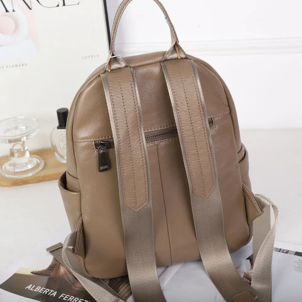 sac à dos en cuir véritable pour femmes, sac à bandoulière d'école à la mode pour dames, sac de voyage en cuir de vache à motif solide, nouvelle collection 2025