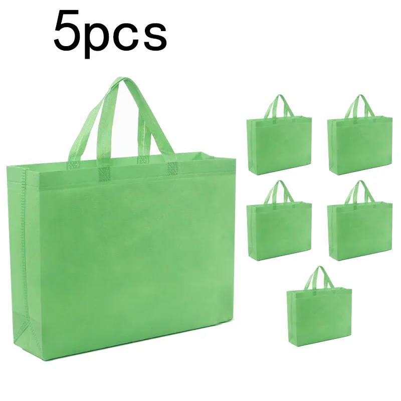 5 sacs fourre-tout non tissés, sacs d'emballage cadeau réutilisables de grande capacité, sacs de rangement de voyage portables et pliables, sacs fourre-tout de rangement, adaptés au transfert thermique diy, à la broderie, aux cadeaux d'anniversaire, aux cadeaux de fête et à la confection de cadeaux han.
