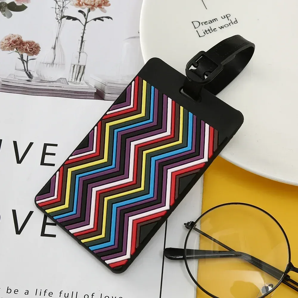 étiquettes de bagage géométriques en silicone, 1 pièce, accessoires de voyage à la mode, identification de valise, porte-nom, étiquette de bagage
