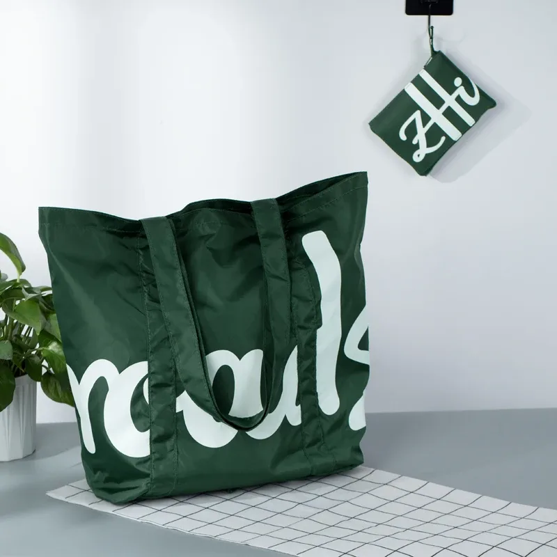 sac fourre-tout pliable en nylon de grande capacité pour femmes, sac de shopping réutilisable imperméable, sac de voyage, sac à main léger, sac à bandoulière