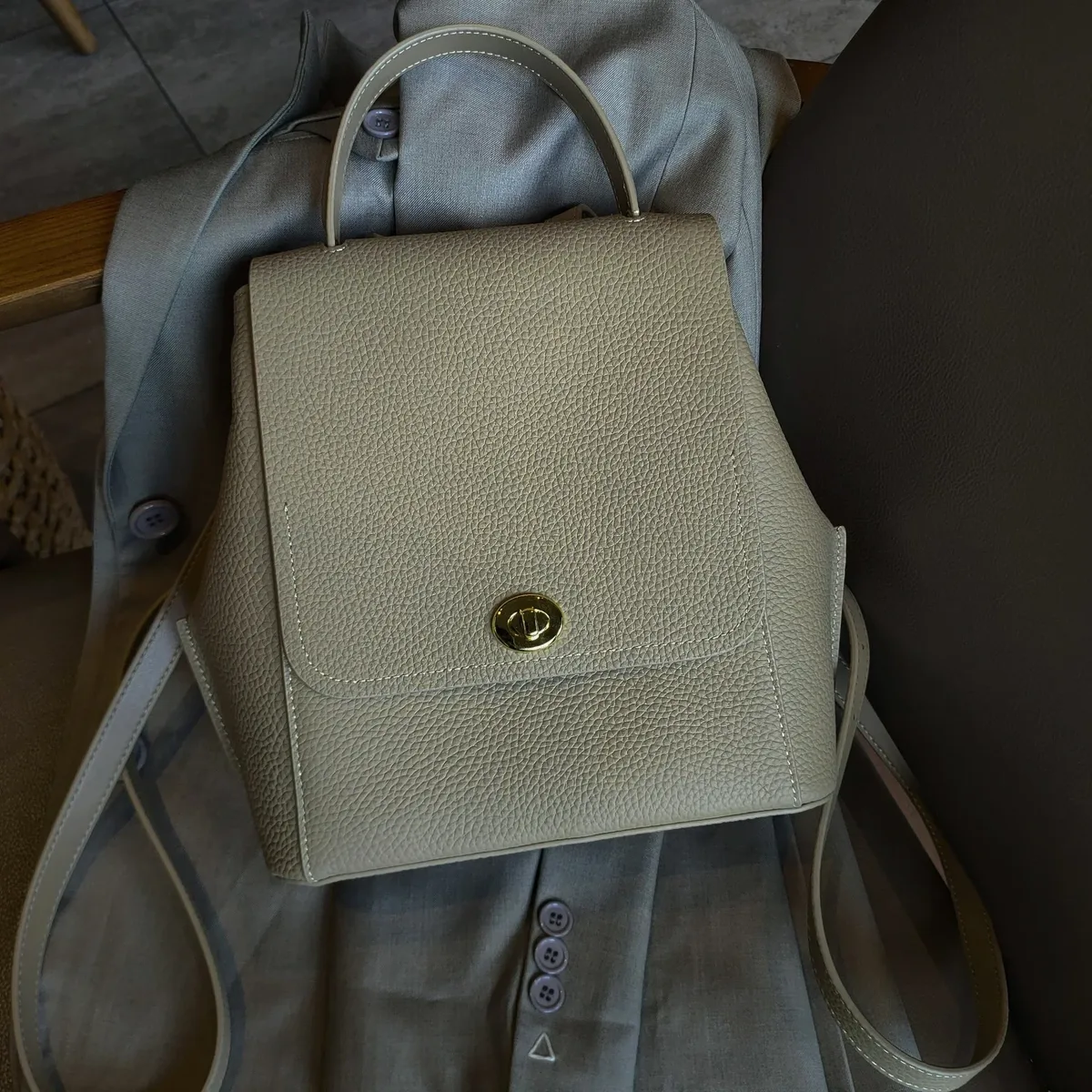 2026 ins vintage femmes sac à dos en cuir de vachette de haute qualité femme sac à bandoulière collège fille école livre sacs à dos sac à dos