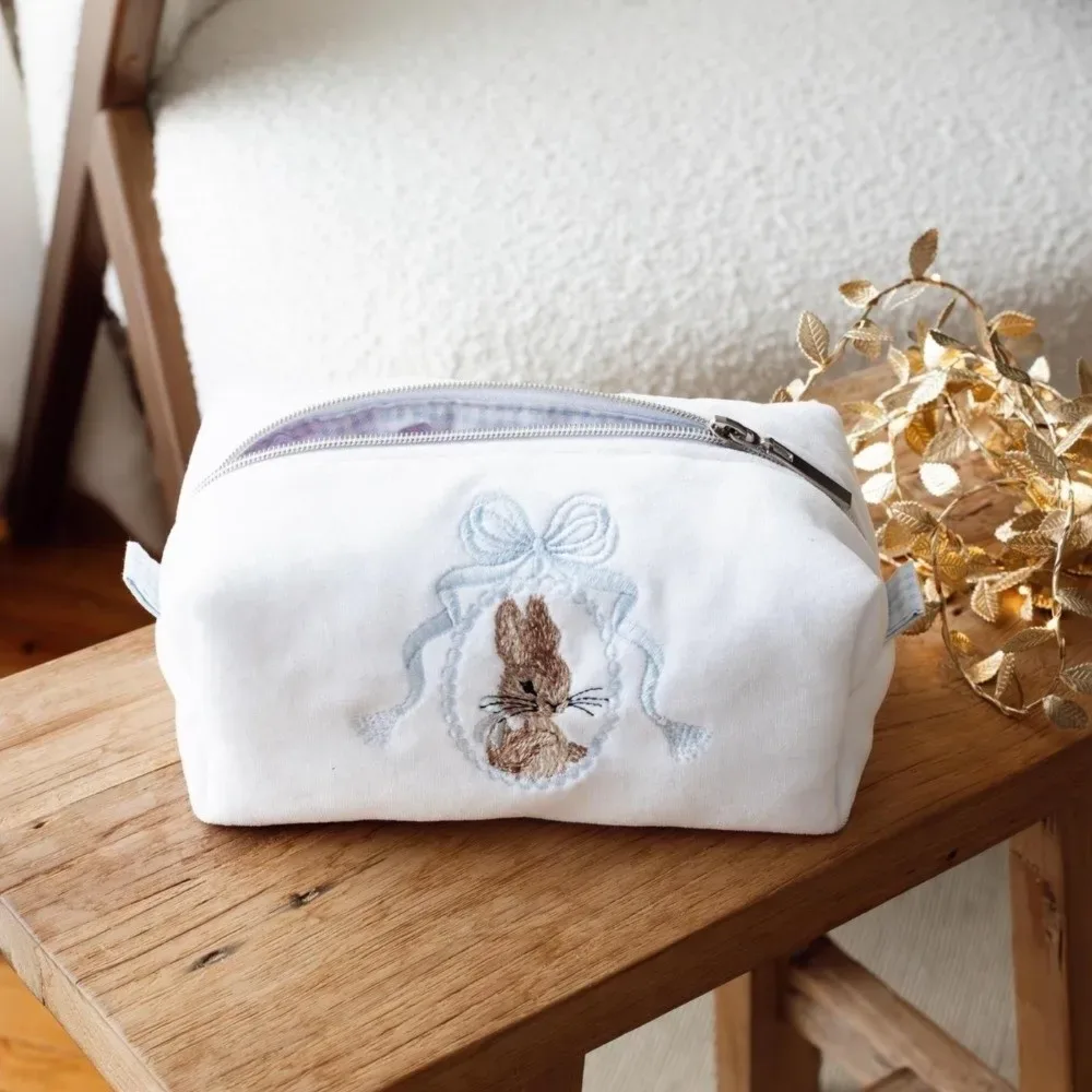 trousse de maquillage portable lapin avec nœud en dentelle grande capacité organisateur de maquillage fermeture éclair blanc rose trousse à crayons pour femmes et filles