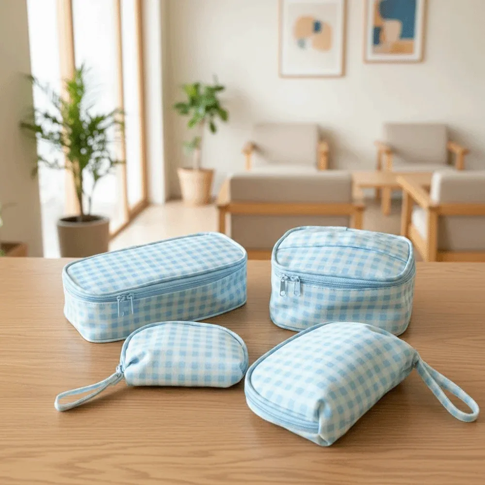 sac de maquillage en tissu oxford à carreaux bleus, sac de rangement multifonctionnel de grande capacité pour articles de toilette, sac de rangement de voyage étanche pour affaires