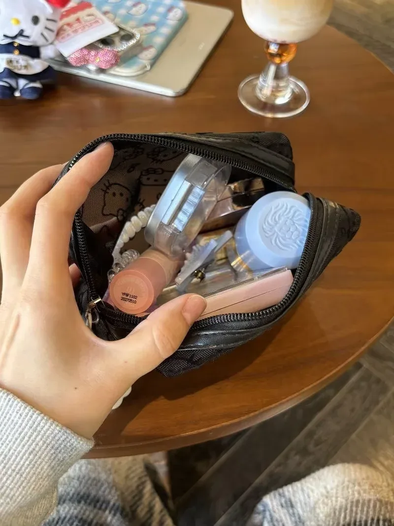 pochette de maquillage noire en maille, mignonne et portable, grande capacité, organiseur de toilette de voyage