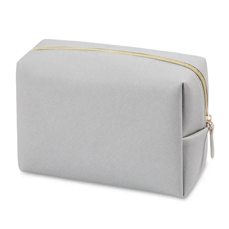 trousse de maquillage brodée personnalisée, portable en cuir pu saffiano, kits de cosmétiques de toilette imperméables pour hommes et femmes, logo avec nom personnalisé