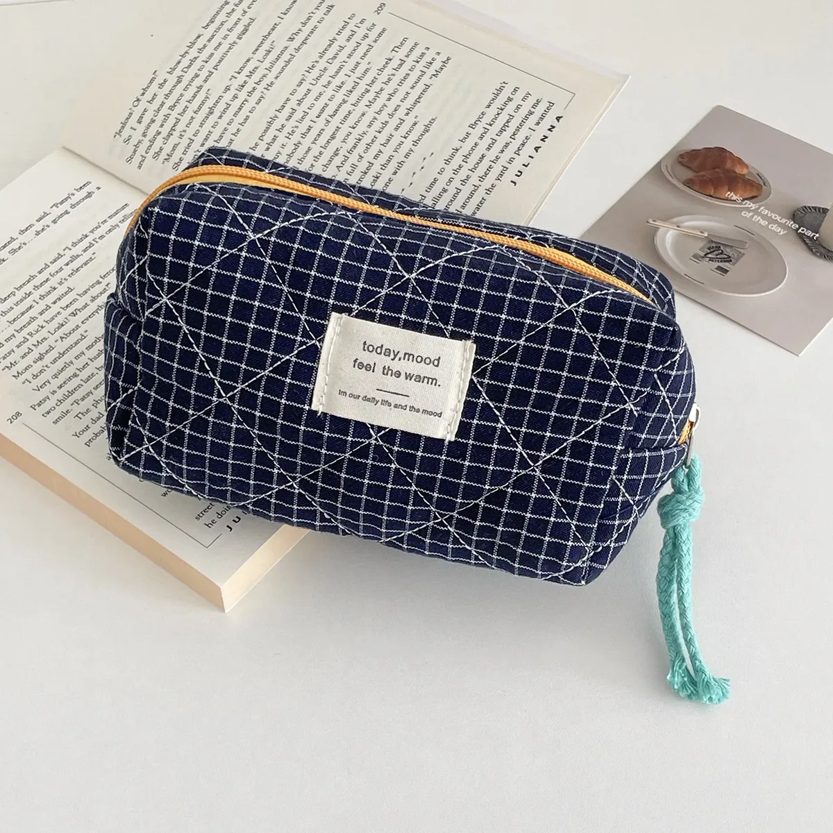 porte-monnaie à carreaux matelassés pour femmes, porte-crayon pour documents d'abonnés, petit sac de rangement imprimé lettre, sacs à cosmétiques pour filles, pochette femme