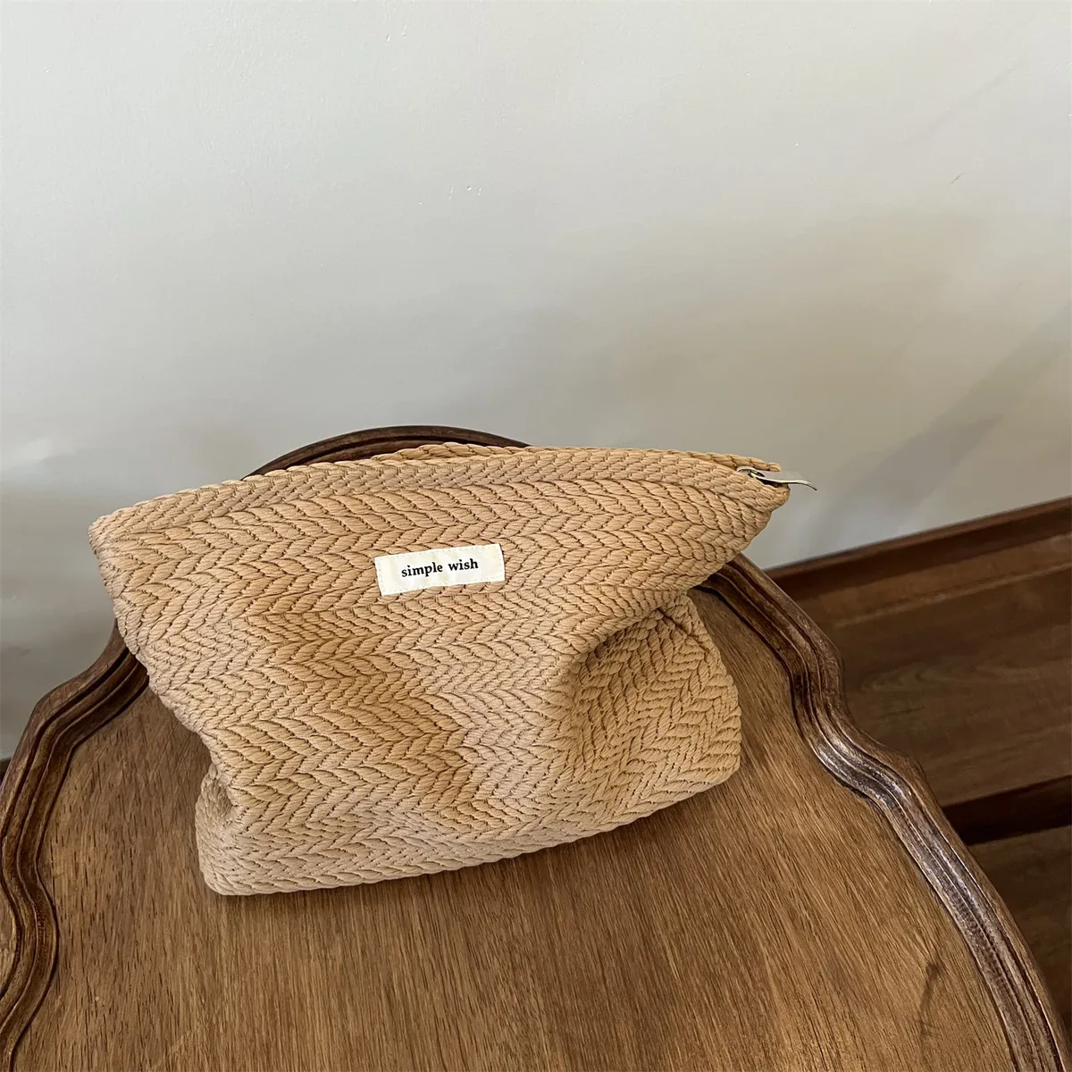 trousse de maquillage en coton tissé à la main – pochette cosmétique au crochet artistique avec fermeture éclair, pochette minimaliste pour femme