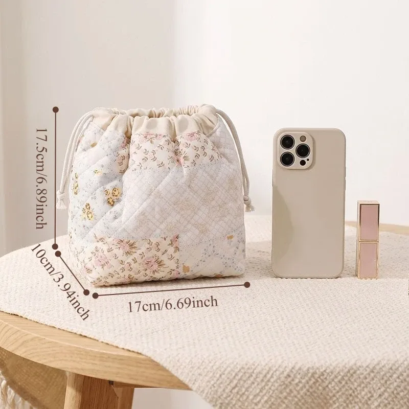 pochette de maquillage matelassée à cordon de serrage avec broderie en forme d'arc, grande capacité, pochette cosmétique en losanges, organisateur de rangement portable pour voyage, usage quotidien