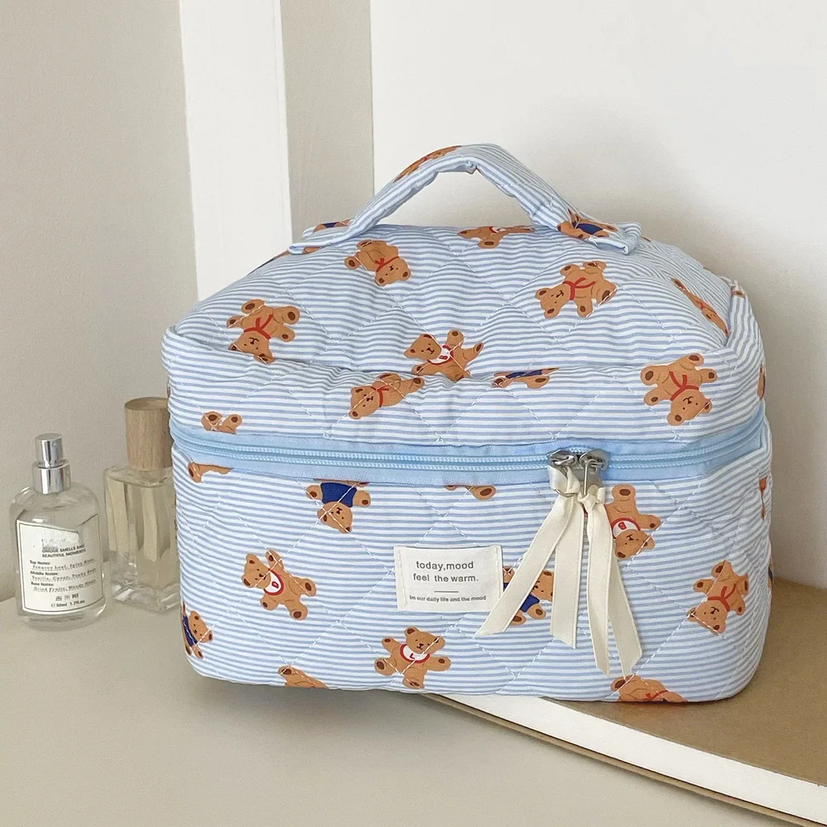 1pc matelassé ours mignon sac de maquillage floral sac cosmétique femmes fille voyage trousse de toilette organisateur coton pinceaux de maquillage mallette de rangement