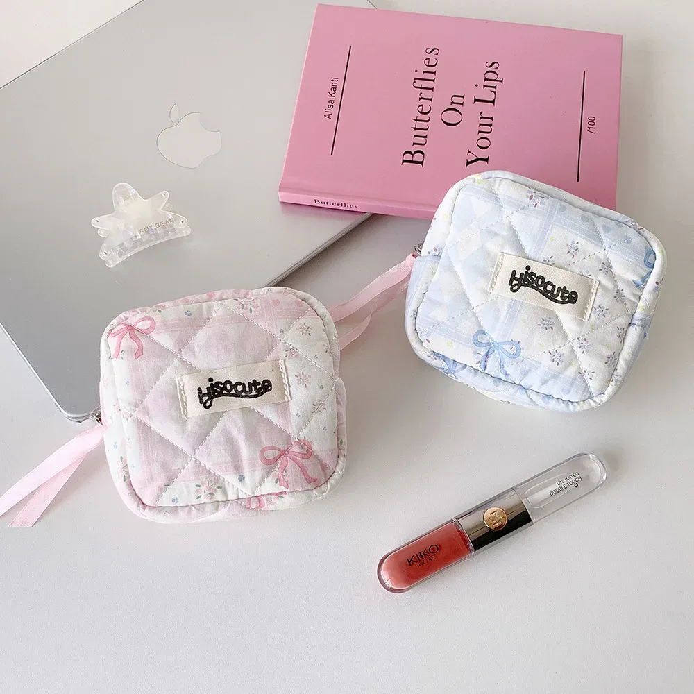 nouvelle trousse de maquillage carrée matelassée avec nœud, sac de voyage portable pour fille, sac d'hygiène en coton, sac de rangement cosmétique, cadeau d'anniversaire pour femme