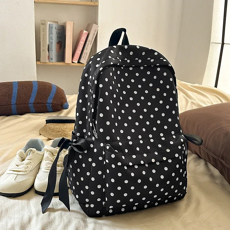 sac à dos de grande capacité avec fermeture éclair en nylon, sacs polyvalents et décontractés pour femmes, sacs d'école en fil à coudre à la mode, offre spéciale, 2025