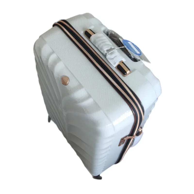 valise ultra-légère en fibre de carbone – bagage à main de 1,9 kg et 21 pouces avec roues rotatives silencieuses, coque durable