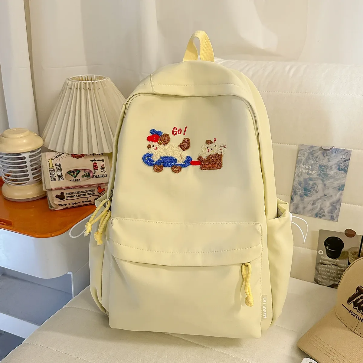 nouveau sac à dos léger et tendance pour étudiante, style campus polyvalent, broderie fille mignonne, idéal pour les trajets quotidien et l'école