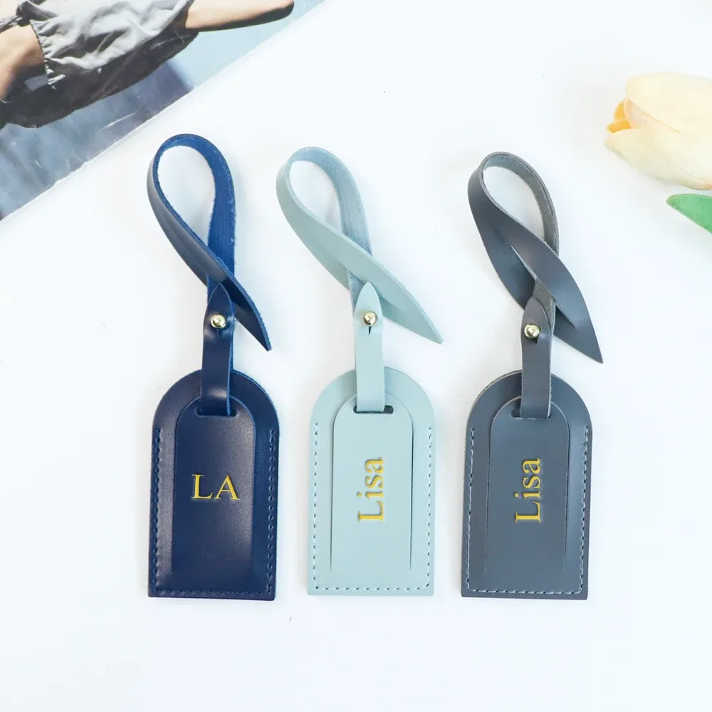 étiquettes de bagages, cartes d'embarquement et plaques d'identification personnalisées en cuir pu haut de gamme et simples pour valises