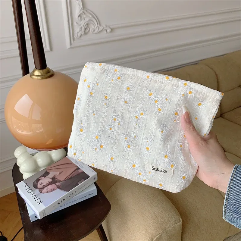 sac de rangement pour rouge à lèvres cosmétique de voyage à fermeture éclair florale pour femmes, portefeuille kawaii, trousse de maquillage, sacs à main, trousse à crayons, trousse d'évaluateurs, mignon