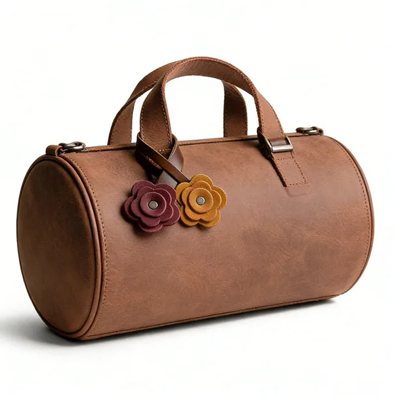 breloque de sac en cuir pu motif rose vintage, accessoire de sac fleur uni fait main, pendentif décoratif pour sac fourre-tout ou bandoulière