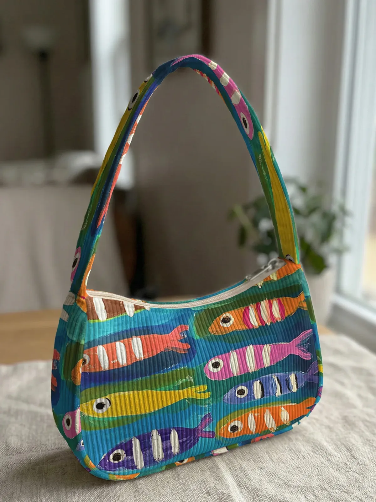 sac à bandoulière tendance à imprimé poisson coloré, sac sous le bras en velours côtelé pour un usage quotidien décontracté