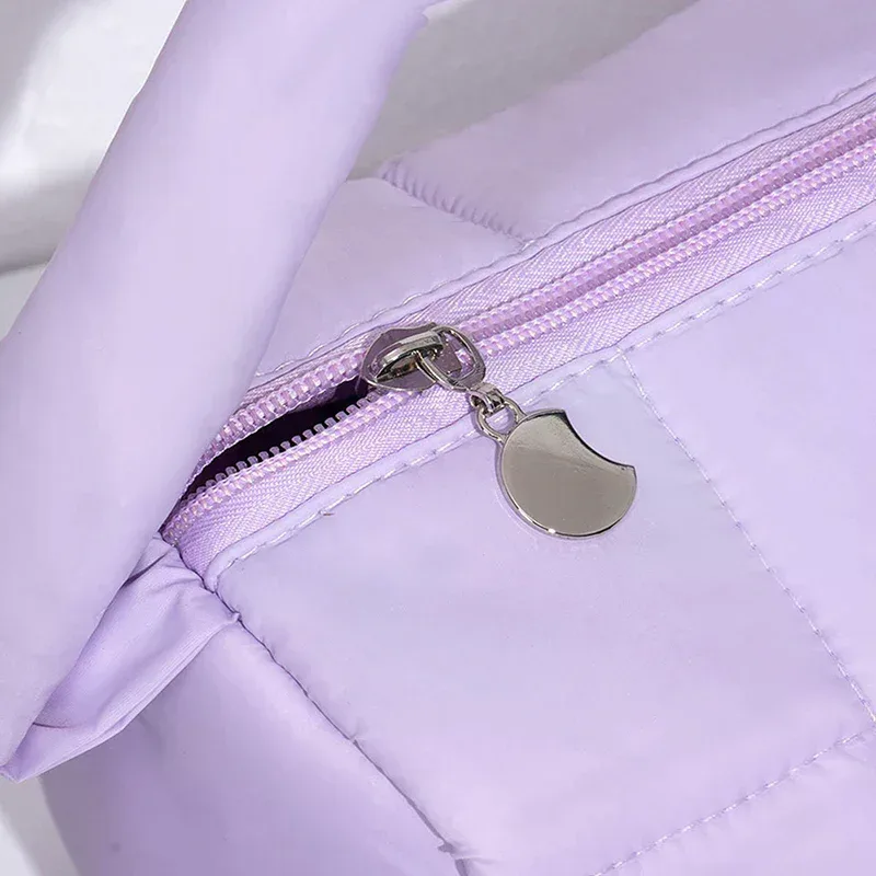 sac de maquillage de style sac à main carré de grande capacité à la mode, sac de voyage pour cosmétiques, sac de toilette imperméable en polyester pour femmes