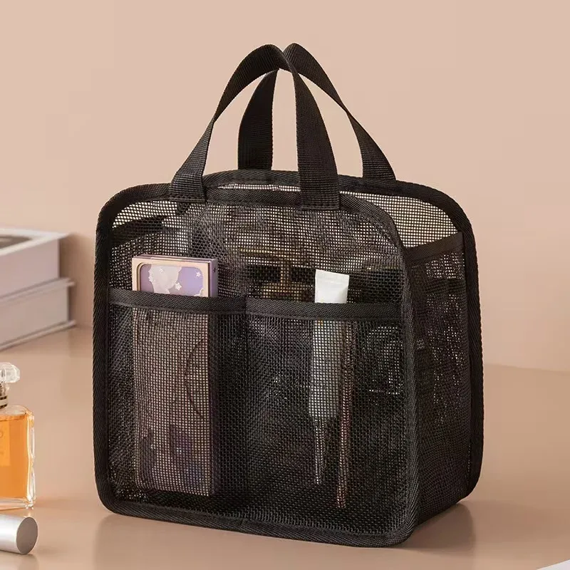 un sac de bain/de voyage pour cosmétiques en une seule pièce, une jolie pochette de rangement zippée pouvant contenir du rouge à lèvres.