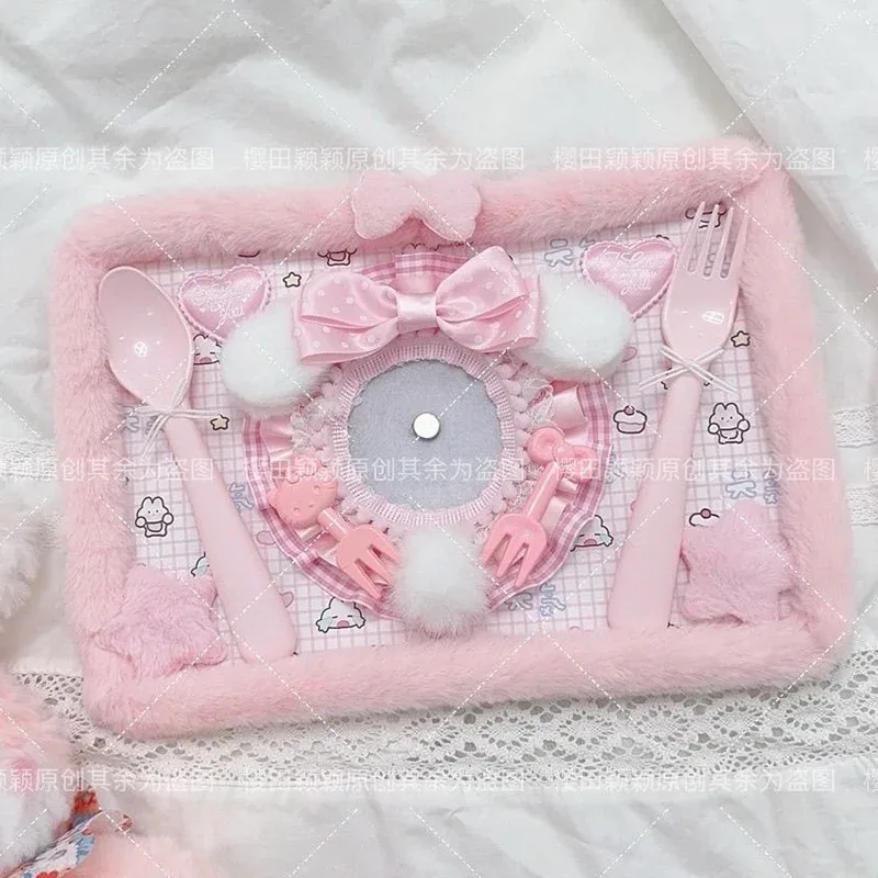 planche ita finition rose, style peluche mignon, sac ita, organisateur de badges, planche d'organisation de badges, accessoires itabag