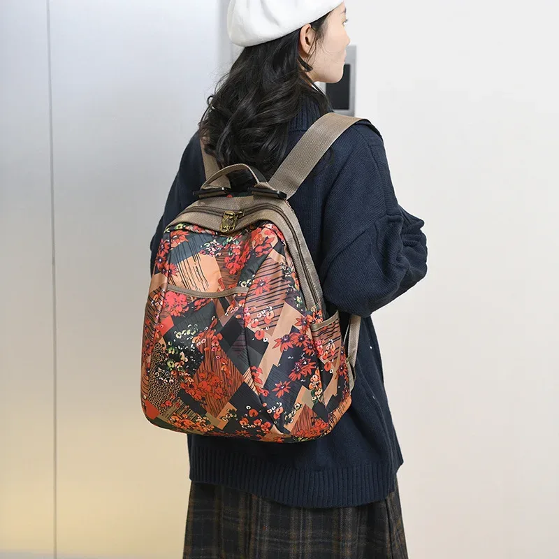 sacs à dos de loisirs pour femmes, sacs à bandoulière, sacs à dos de voyage à la mode, sac d'école polyvalent et léger, sacs de styliste mochila