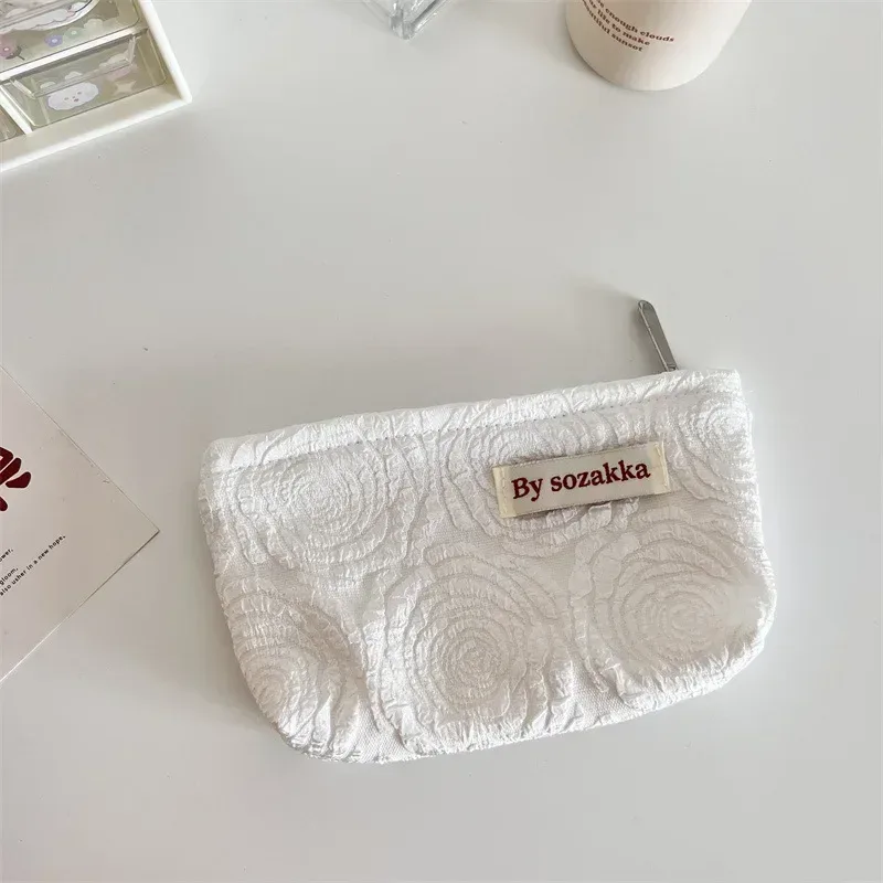 nouveaux sacs de maquillage floraux pour femmes coréennes, sac à cosmétiques, pochette de rangement, trousse de toilette de voyage, trousse de beauté en toile, trousse à crayons