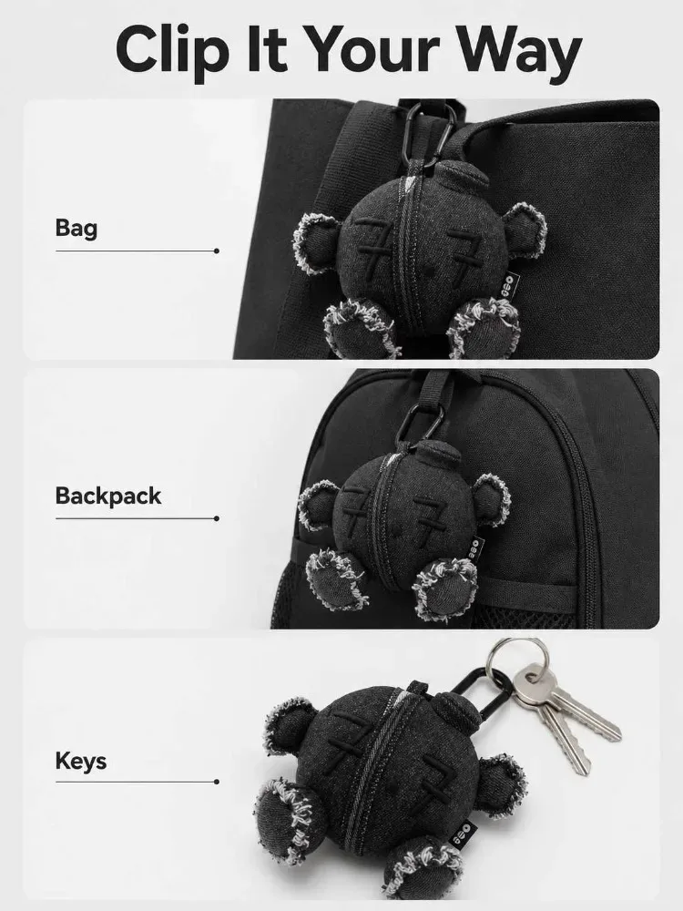porte-clés ours en jean noir streetwear, style y2k effiloché, breloque de sac rembourrée, accessoire de quincaillerie tactique avec mousqueton, pour sac à dos gorpcore homme