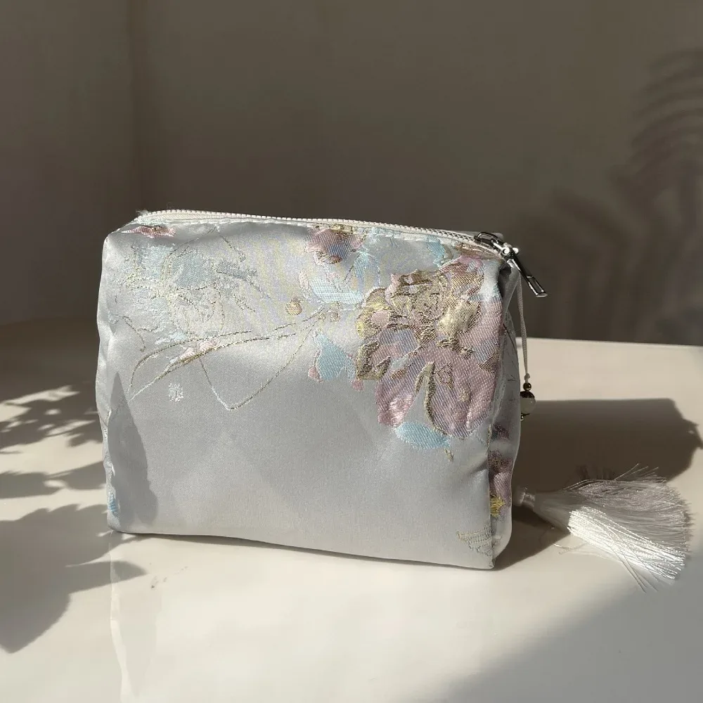 pochette cosmétique portable en polyester avec fermeture éclair, broderie florale, style chinois, organiseur de maquillage, pour voyage