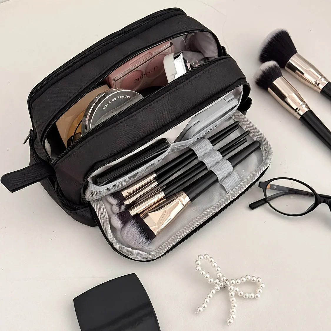 Sac de maquillage de voyage portable à 3 couches, organiseur de cosmétiques de grande capacité avec compartiments, pochette de rangement mignonne pour femmes