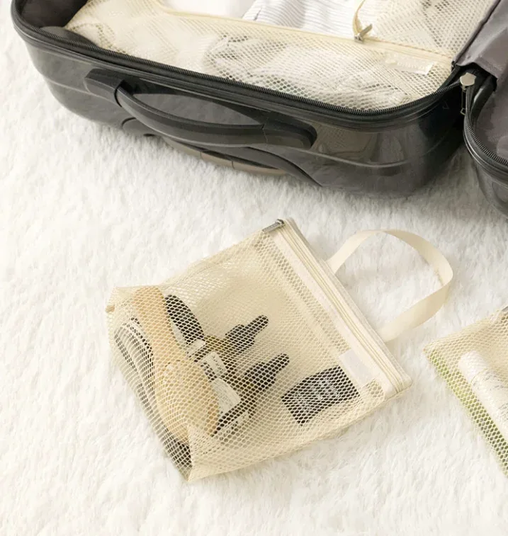 Sac de maquillage portable de voyage, sac de rangement en maille pour salle de bain et fitness, nouveau modèle de trousse de toilette pour articles divers