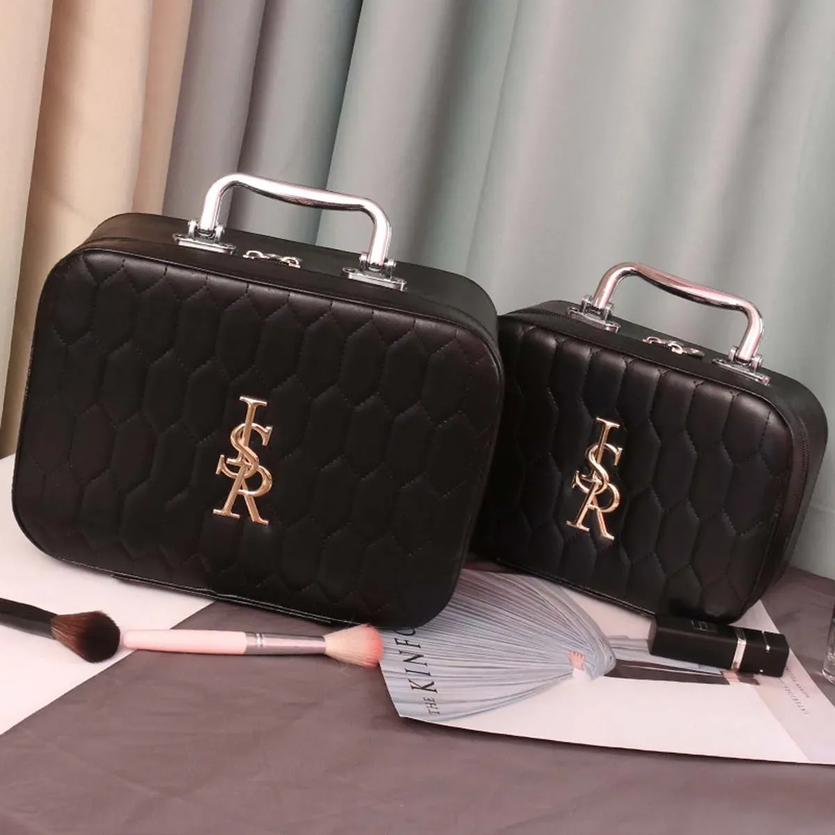 trousse de maquillage femme portable grande capacité nouvelle tendance instagram super populaire produit céléb