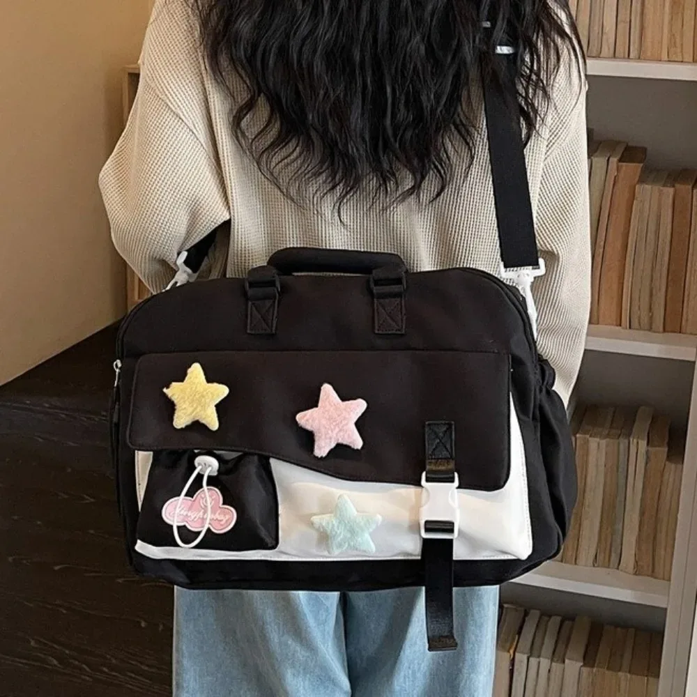 sac de voyage mignon de grande capacité, couleur macaron, sac à bandoulière portable multi-poches, sac à main en polyester motif étoiles pour les trajets quotidiens