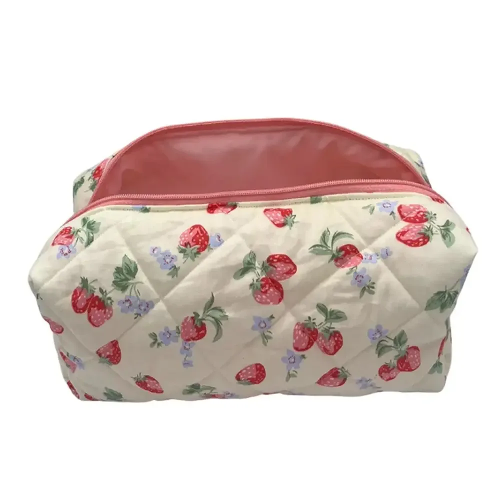organisateur de rangement, sac de maquillage matelassé bouffant à fleurs, pochette à cosmétiques, grand sac à cosmétiques de voyage imprimé de fleurs et de fraises