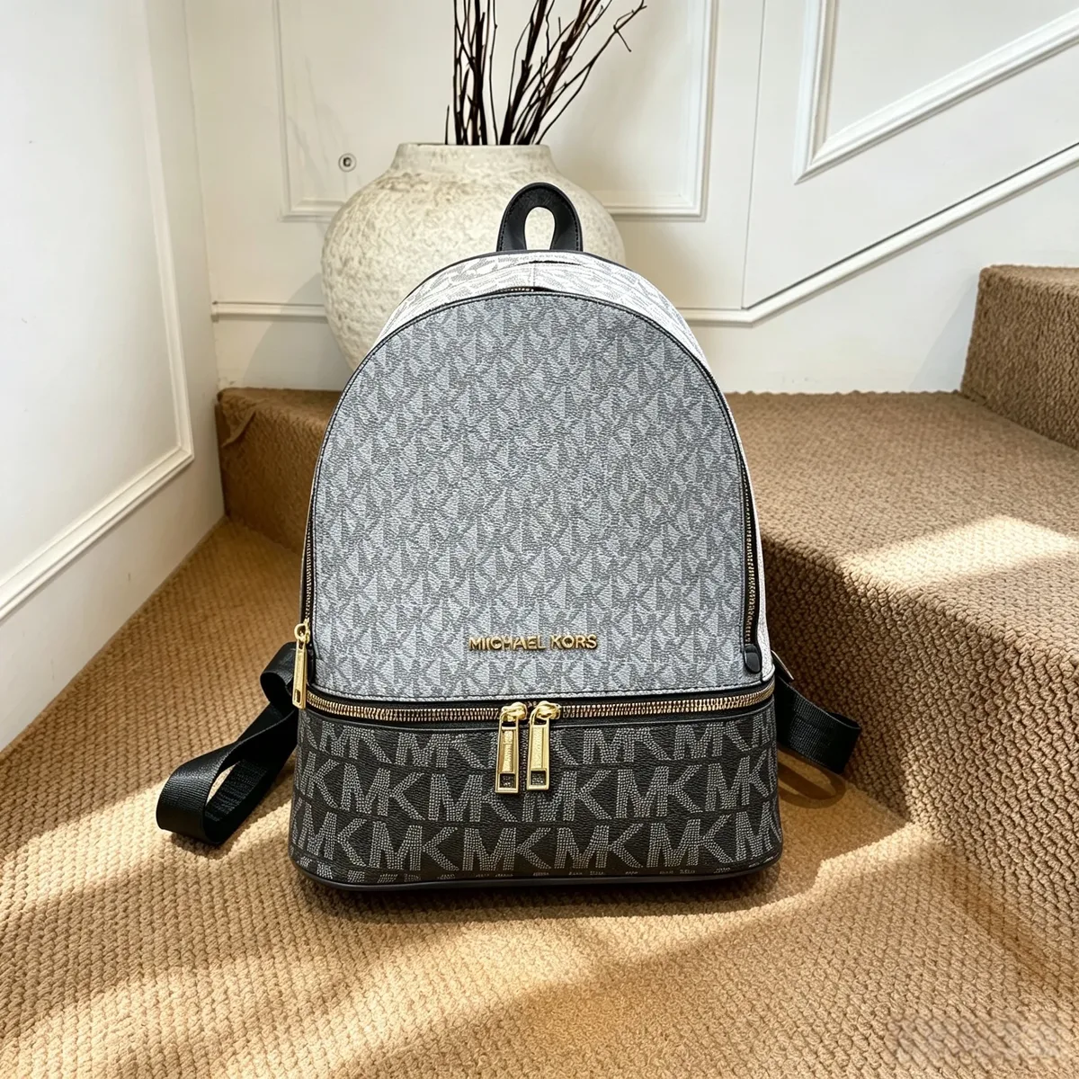Sac à dos pour femme Michael Kors Young Chamber, design tout nouveau, un sac à bandoulière classique, élégant et polyvalent