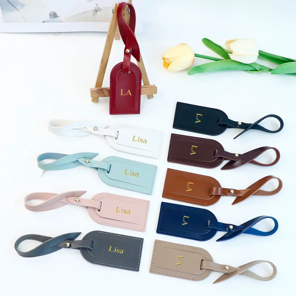 étiquettes de bagages, cartes d'embarquement et plaques d'identification personnalisées en cuir pu haut de gamme et simples pour valises