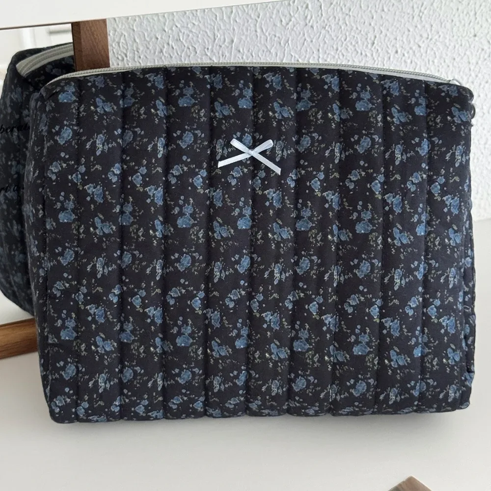 sac de rangement de cosmétiques floral, pochette de maquillage élégante à imprimé noir pour femmes