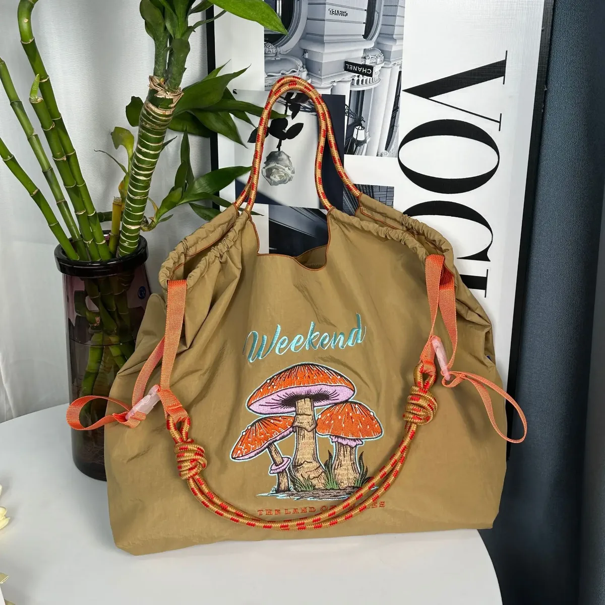 Sac de shopping brodé pour femmes, avec chaîne à billes, grande capacité, en nylon écologique, sac à main, sac à bandoulière, sac porté en travers du corps.