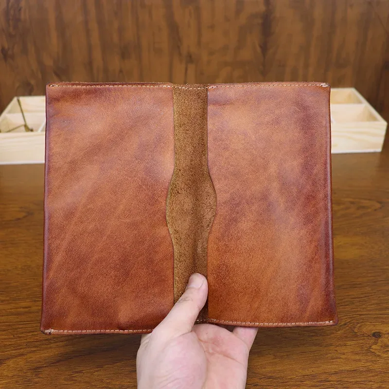 Porte-passeport d'affaires en cuir véritable, tannage végétal, organisateur de documents en détresse à la main, support pour téléphone, portefeuille Long en cuir de vache