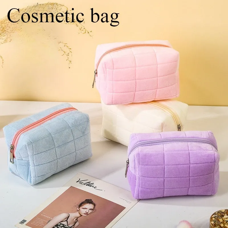 nouvelle trousse de toilette en peluche mignonne, sac de rangement pour produits de soin de la peau de voyage,