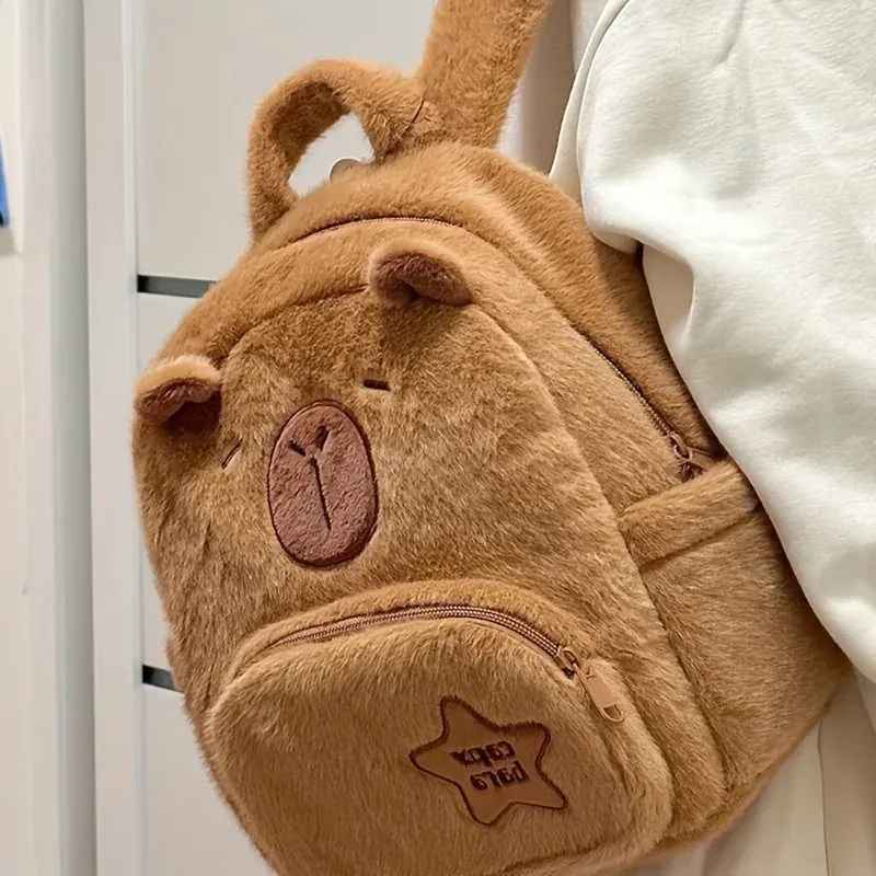 Sac à dos en peluche Capybara de grande capacité, sac en fausse fourrure imprimé animal de dessin animé mignon, pochette zippée pour femmes, cadeau de Noël idéal