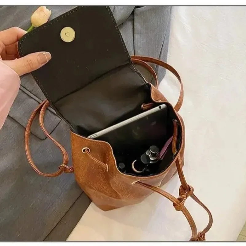 nouveau mini sac à dos artistique marron avec cordon de serrage pour femmes, sac à bandoulière simple rétro polyvalent