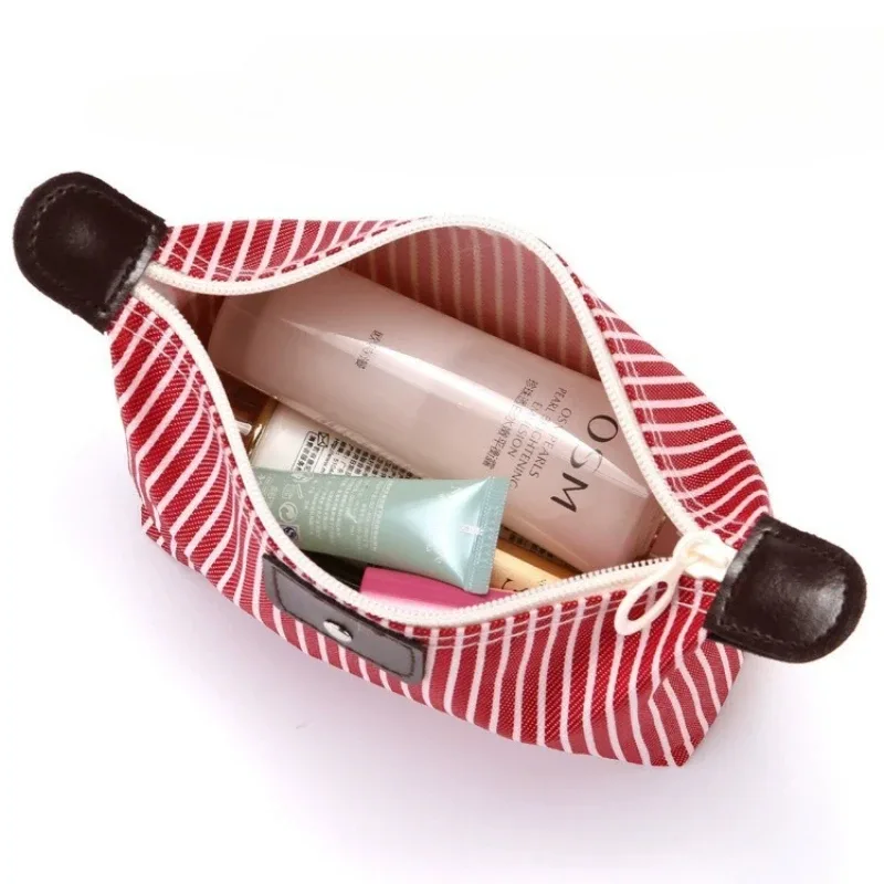 Sac à cosmétiques de beauté pour femmes, trousse de maquillage tendance, organisateur de voyage à fermeture éclair, trousse de toilette étanche, pochette de grande capacité