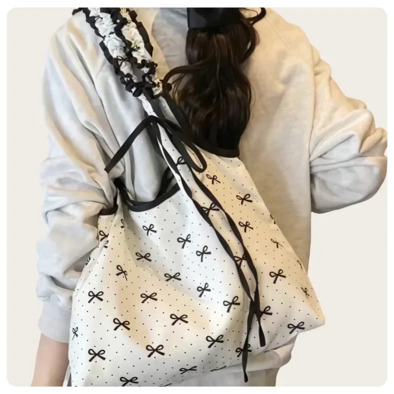 sac fourre-tout à bandoulière léger à main, grande capacité, tendance, motif de points de ruban, matériau en toile, pour étudiants, banlieue