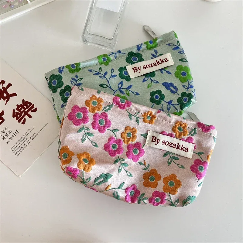 nouveaux sacs de maquillage floraux pour femmes coréennes, sac à cosmétiques, pochette de rangement, trousse de toilette de voyage, trousse de beauté en toile, trousse à crayons