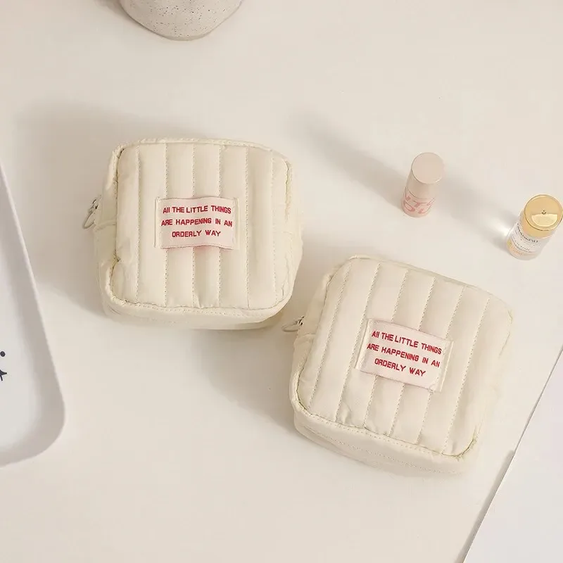 petit sac de maquillage carré coréen pour étudiants, petits écouteurs zéro portefeuille, sacs de rangement portables pour rouge à lèvres pour filles