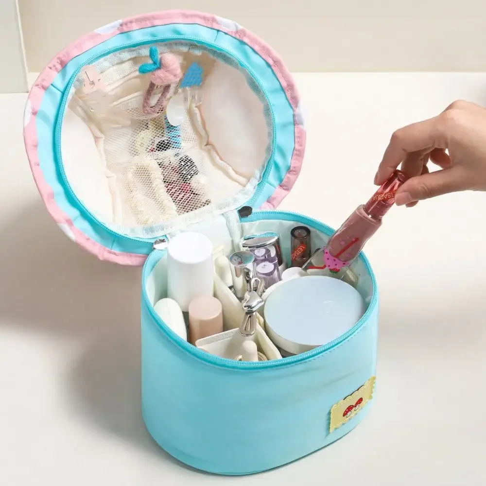 trousse de maquillage mignonne de grande capacité, maison de champignon, trousse à cosmétiques esthétique à main, trousse de toilette multifonctionnelle à fermeture éclair pour dames